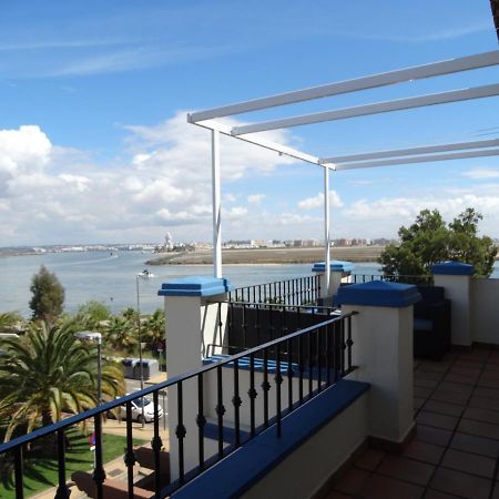 Beautiful Penthouse With Ocean And Marina Views Appartement Isla Canela Buitenkant foto