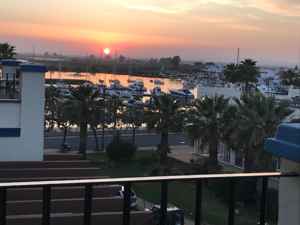 Beautiful Penthouse With Ocean And Marina Views Appartement Isla Canela Buitenkant foto